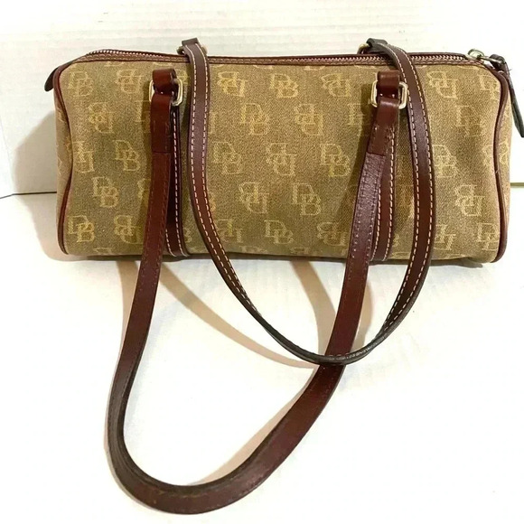 Dooney Bourke BD signature print canvas shoulder handbag - Picture 2 of 12